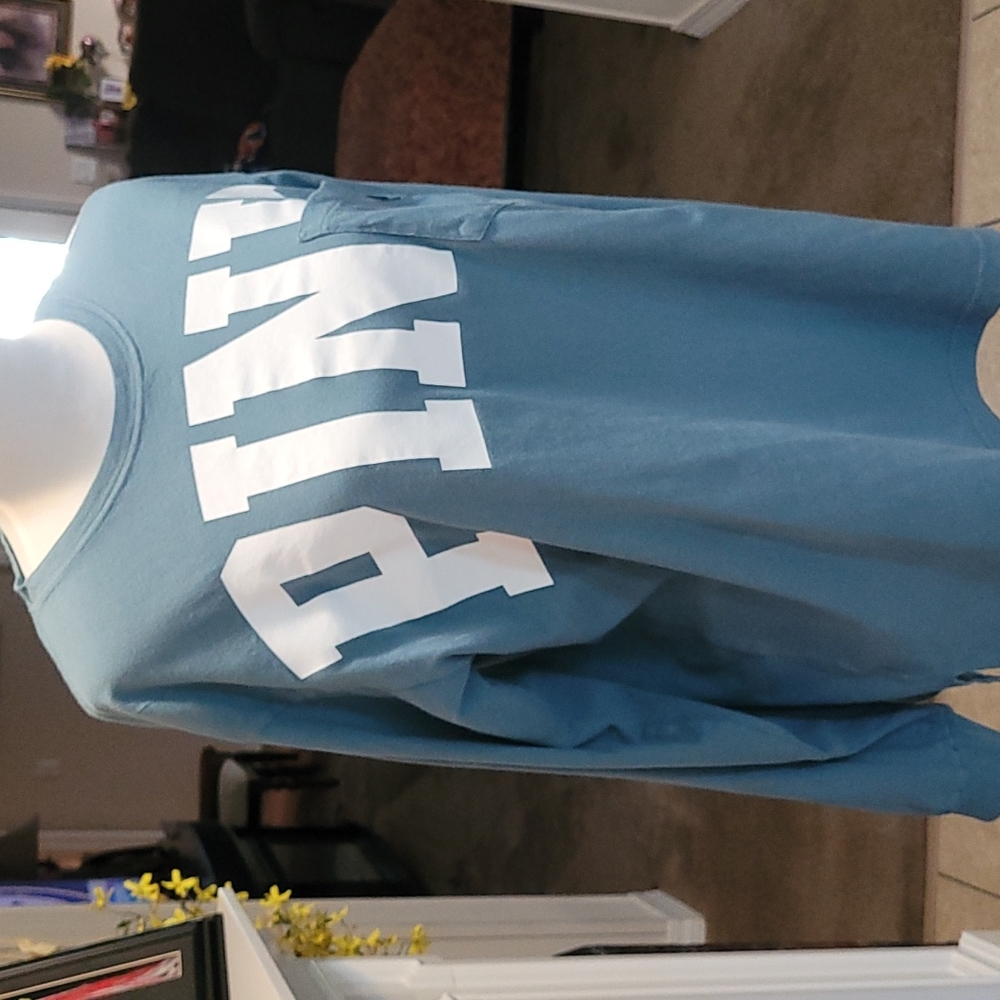 Long sleeve tshirt